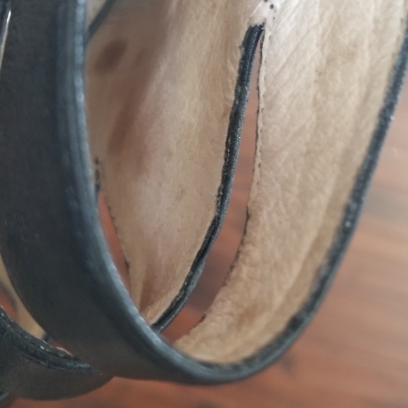 LOUISE ET CIE "Sarmienta" Black Leather Pointy Toe Booties - Size 6 - Picture 9 of 12